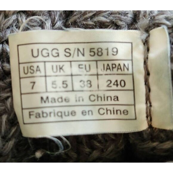 UGG Sweater Knit Classic Cardy Boots Gray Women Size 7 - Picture 4 of 4